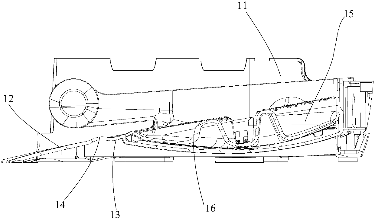 Base station and berthing method