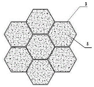 A kind of energy-absorbing pier anti-collision clothing and its construction method