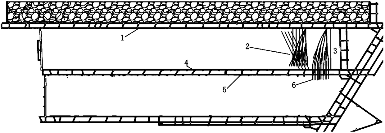 Joint gas extraction method combining two-way stereo interlaced hole drilling with collaborative directional long hole drilling