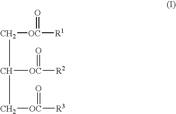 Lubricating base oil compositions and methods for improving fuel economy in an internal combustion engine using same