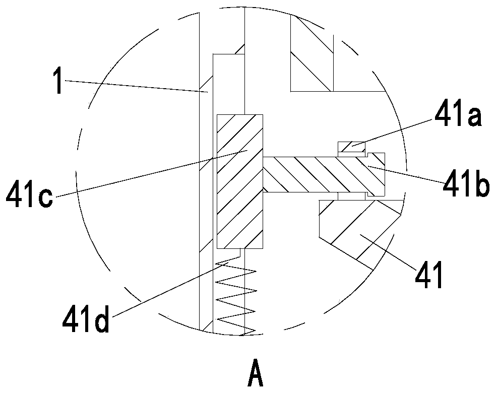 Continuous multistage grinding and dispersing machine for graphene preparation