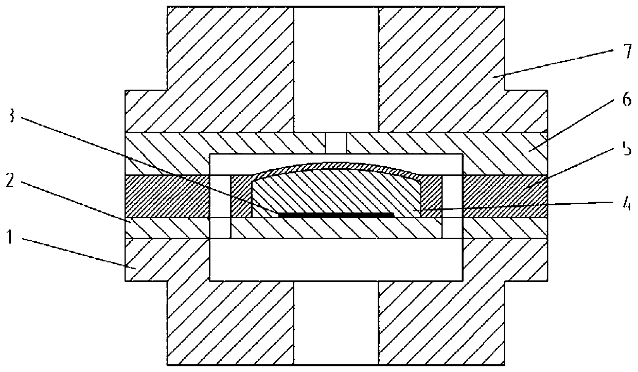 Gas flow regulating valve driven by phase change material based on micro electro mechanical system