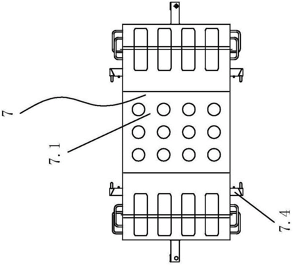 Block removal vehicle for tunnel