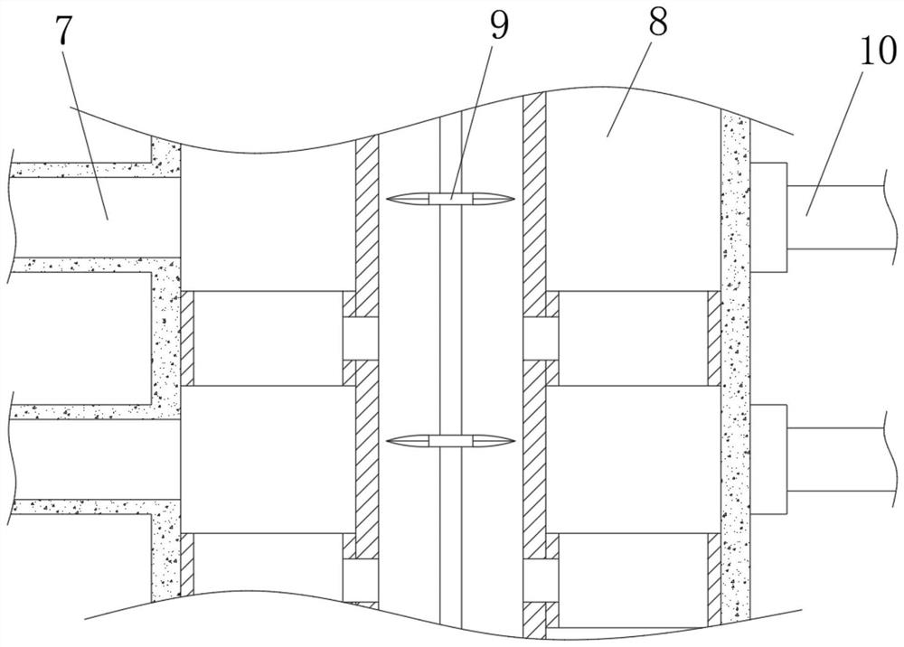 Intermediate frequency furnace cooling device capable of intelligently controlling temperature and accelerating heat dissipation