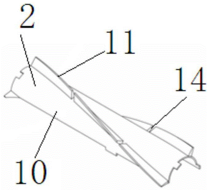 Deepwater oil gas crossover pipe