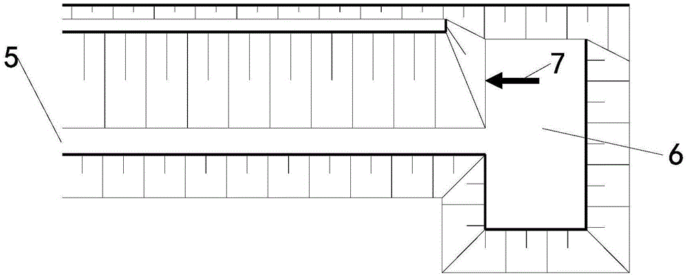 High-efficiency mining method of dragline saw-tooth type working bench