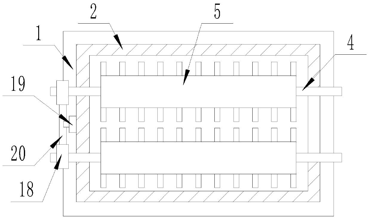 A high-efficiency cleaning device for mechanical parts