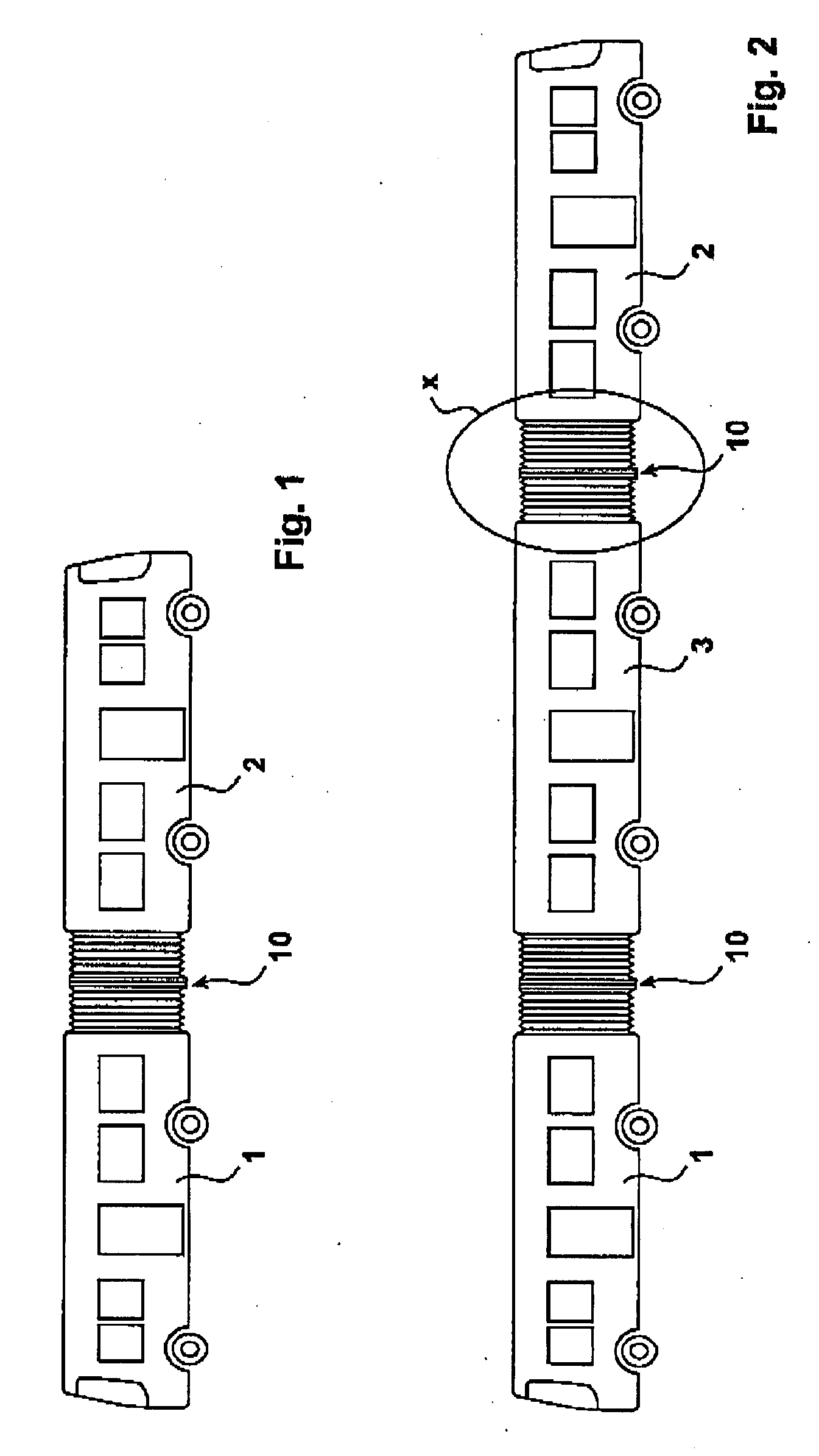 Articulated vehicle made from several vehicle parts which are couplable together