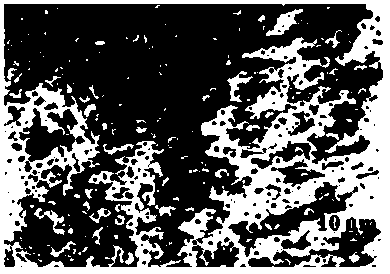 Method for improving biomedical magnesium alloy corrosion resistance through micro-arc oxidation