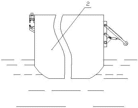 Boat connecting and disconnecting device and method thereof