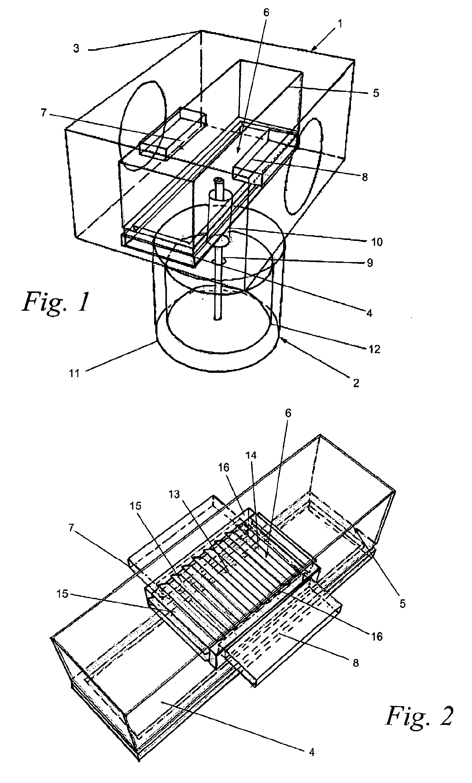 Method and devices for controlling a vapour flow in vacuum evaporation