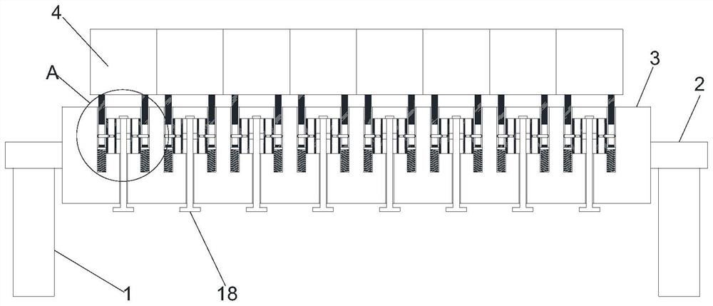 Cleaning device facilitating machine-made sand conveying belt