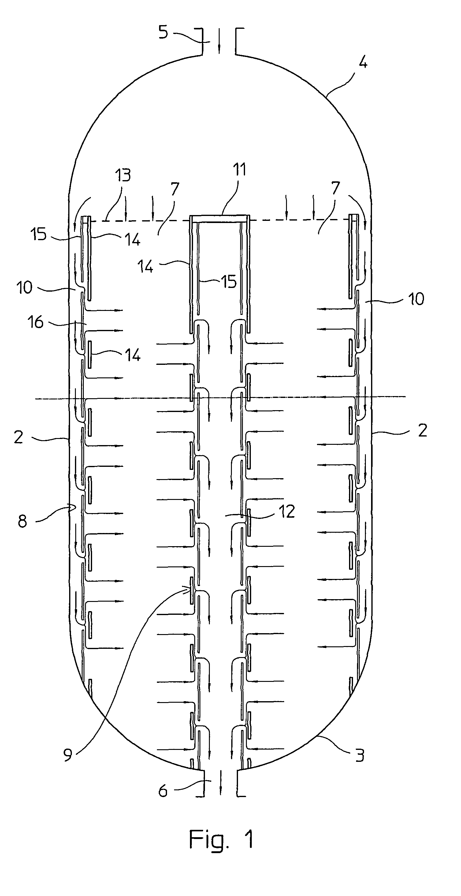 Wall system for catalytic beds of synthesis reactors