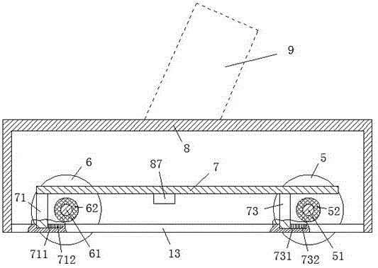 Welding tractor for continuously welding weld joint