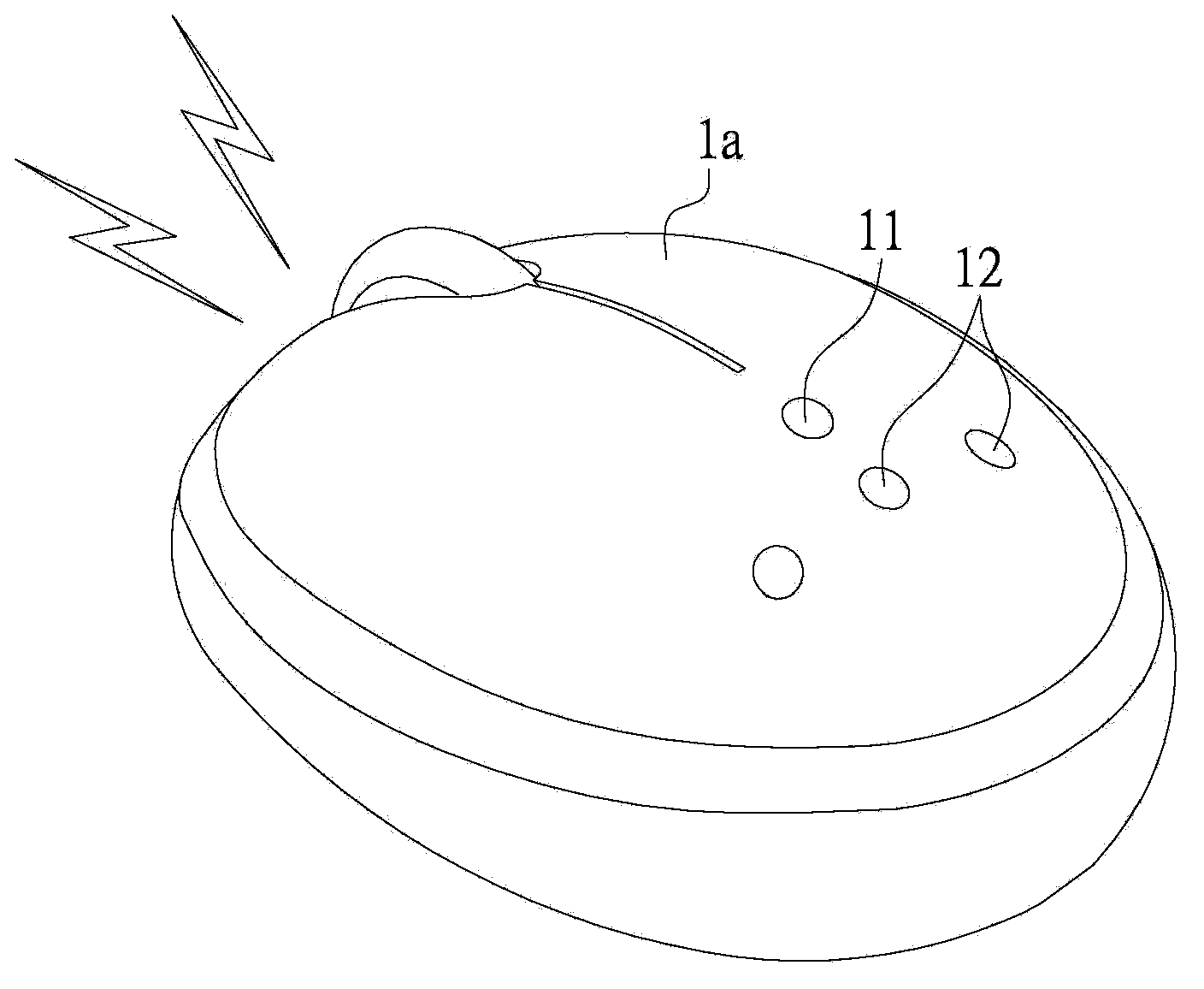 Displacement detecting device and power saving method thereof