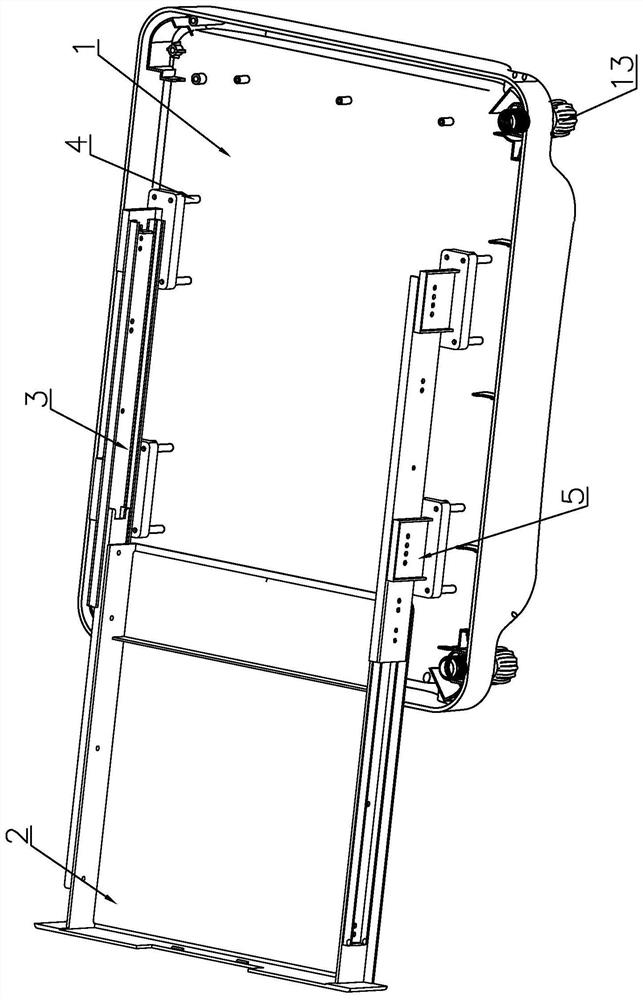 Segmented guardrail type working table provided with auxiliary working table