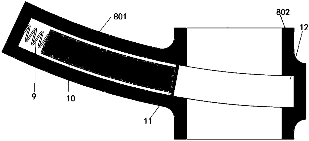 Stepped type pouring device