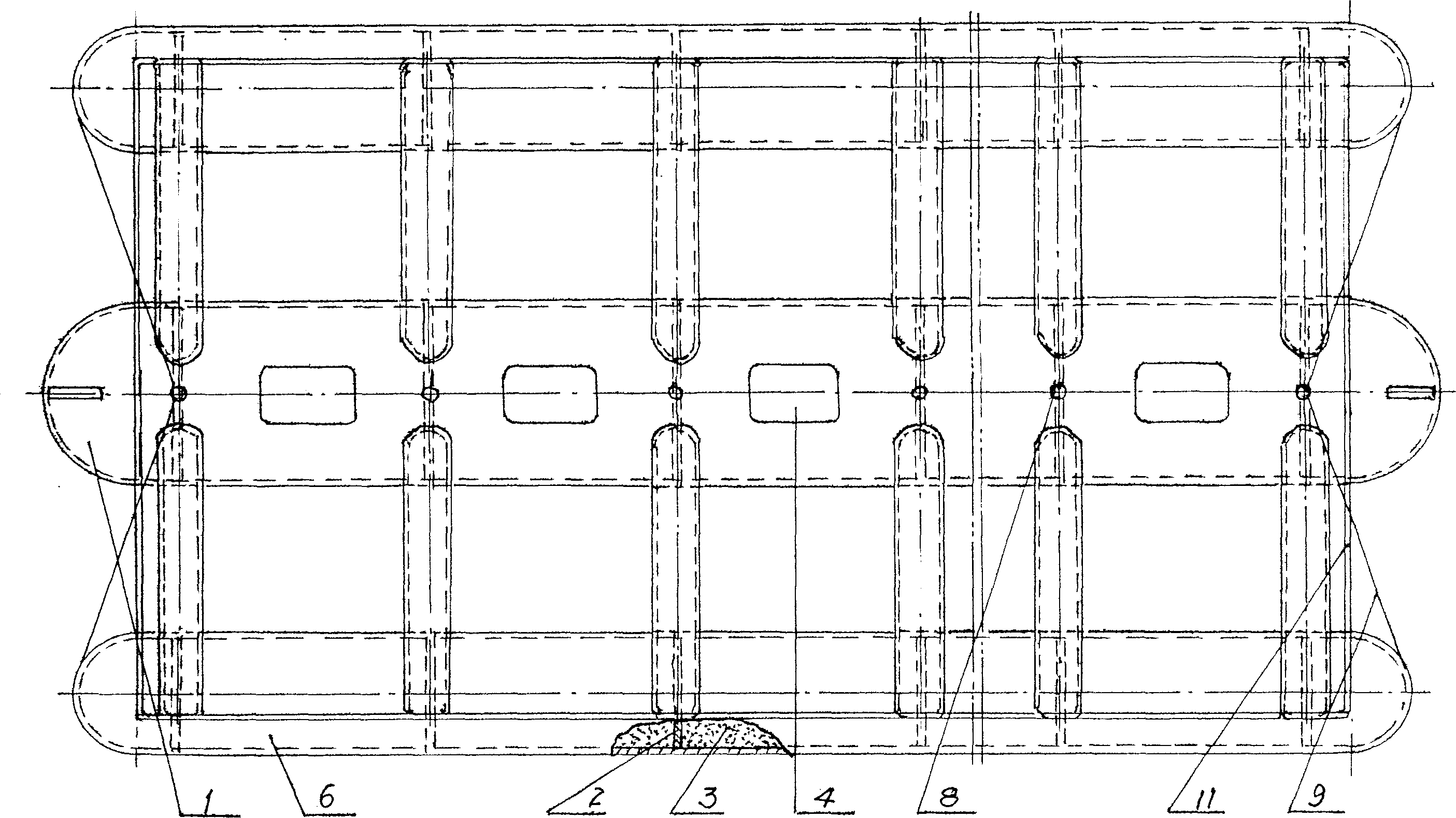 Three-body target boat of float structure