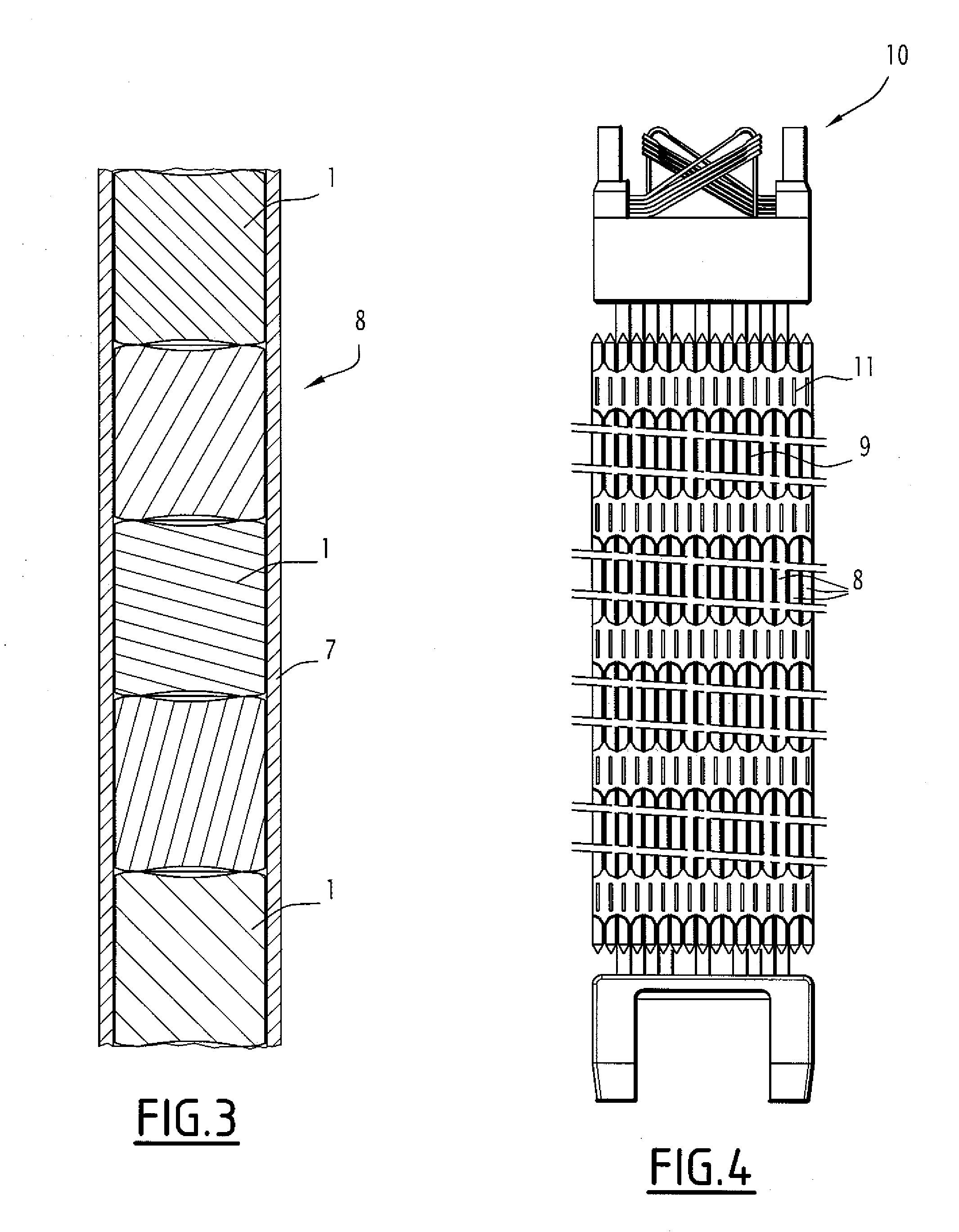 Nuclear reactor green and sintered fuel pellets, corresponding fuel rod and fuel assembly