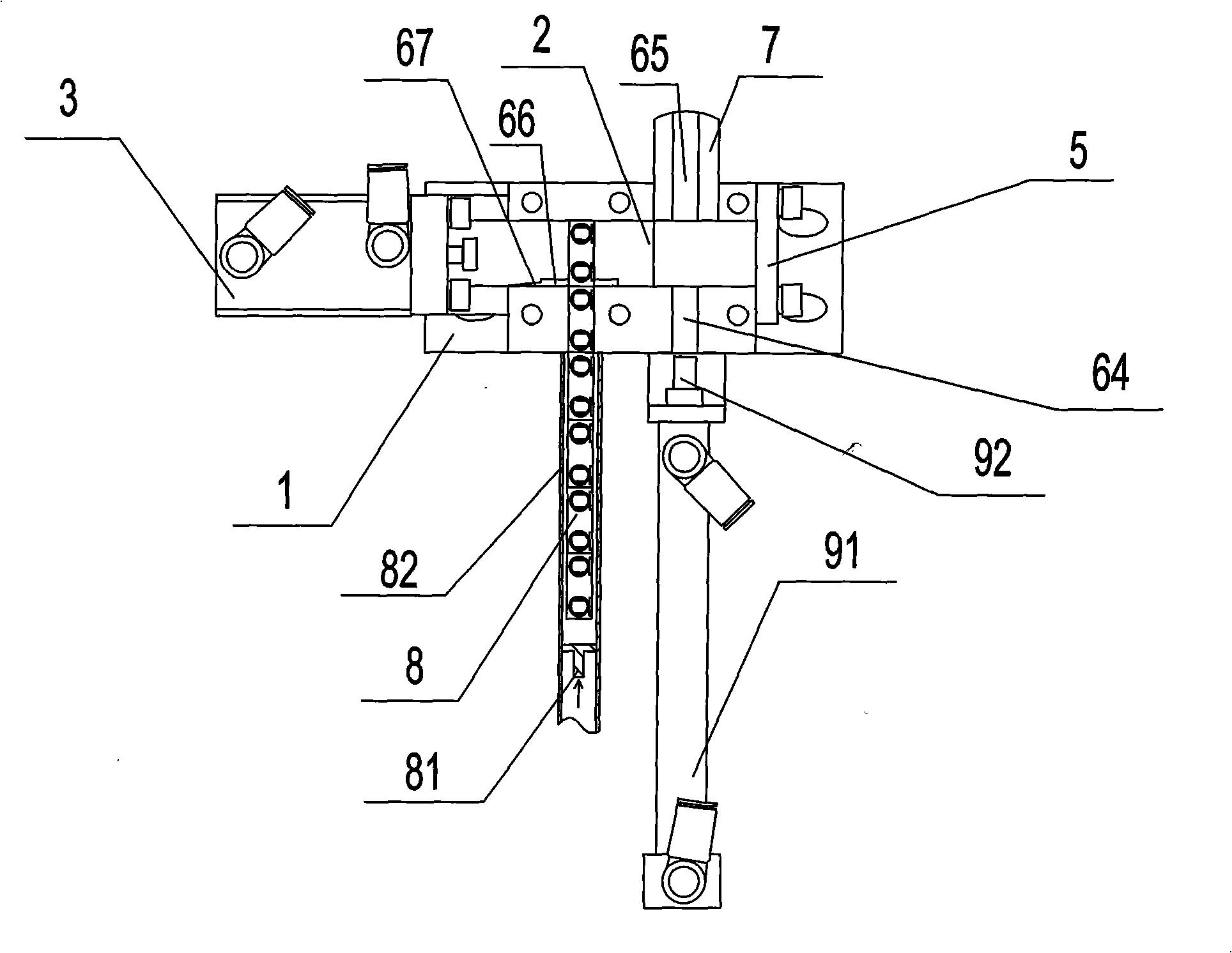 Automatic distributing mechanism of connector posts for wire connecting terminal