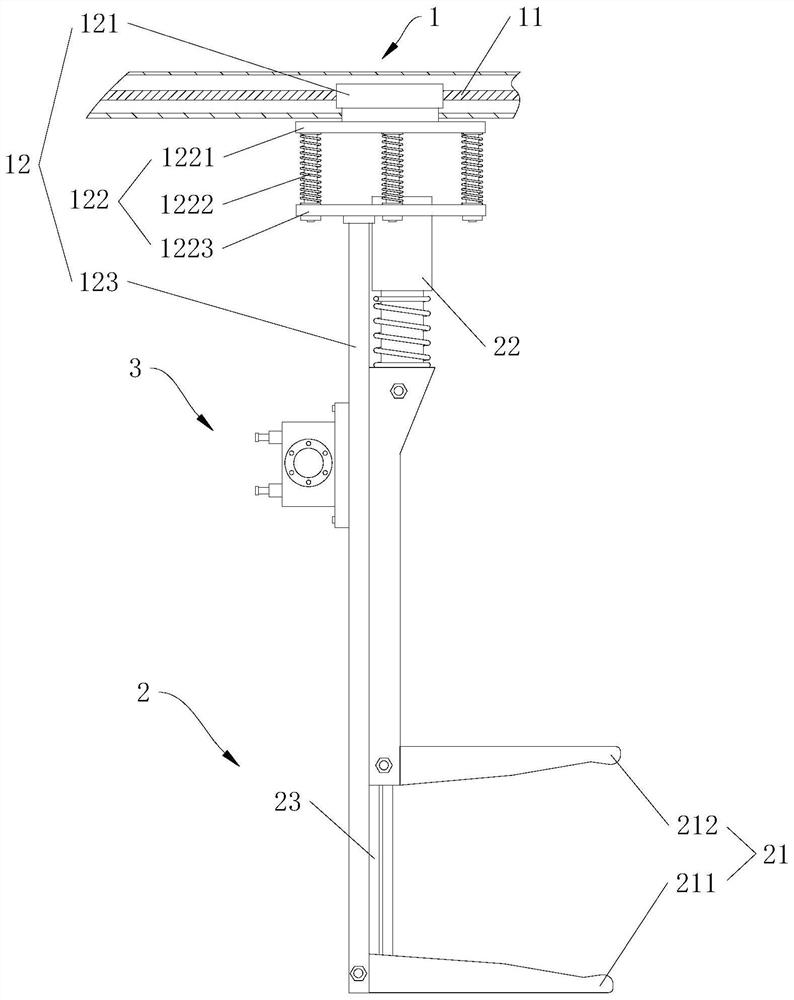 Clamping and vibrating device for plastic-dipped bearing retainer