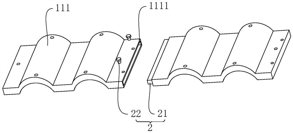 Large-gradient sloping roof tile fixing structure