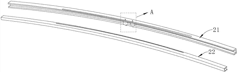 Curved-surface displayer and curvature adjusting mechanism thereof