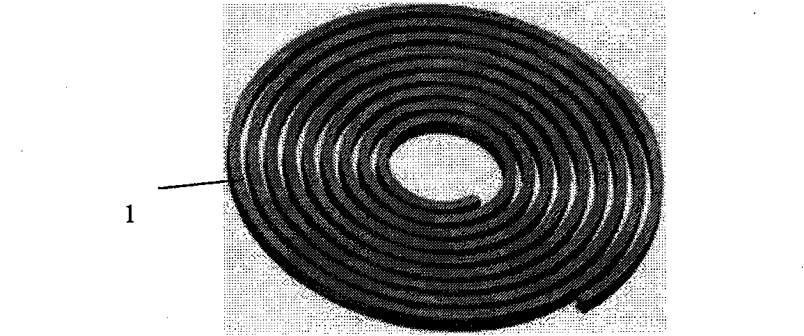 Eddy current sensor for detecting metal gap and defect under high-temperature and narrow-slit condition