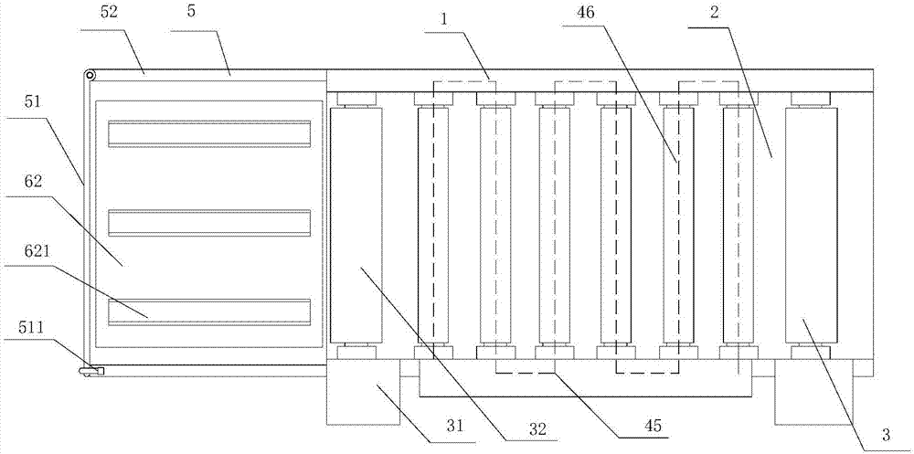 Conveying and discharging device for film laminating machine