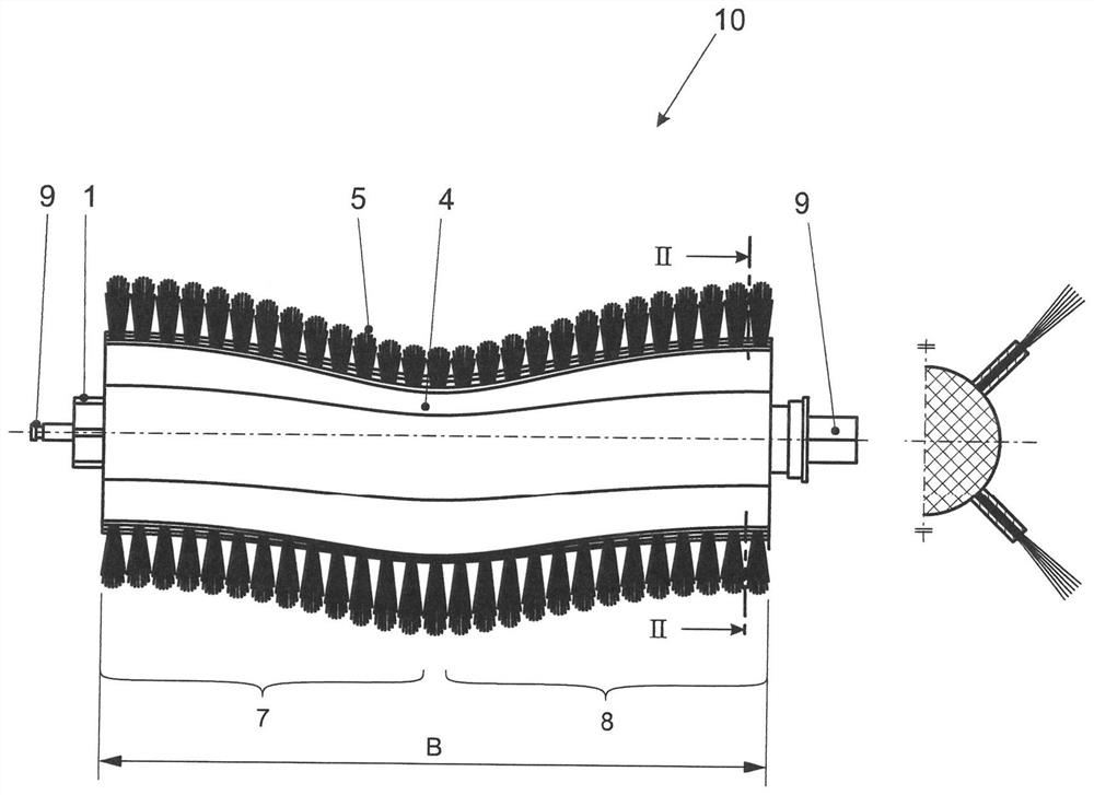 Rotatable cleaning roller and sweeping device having such a roller