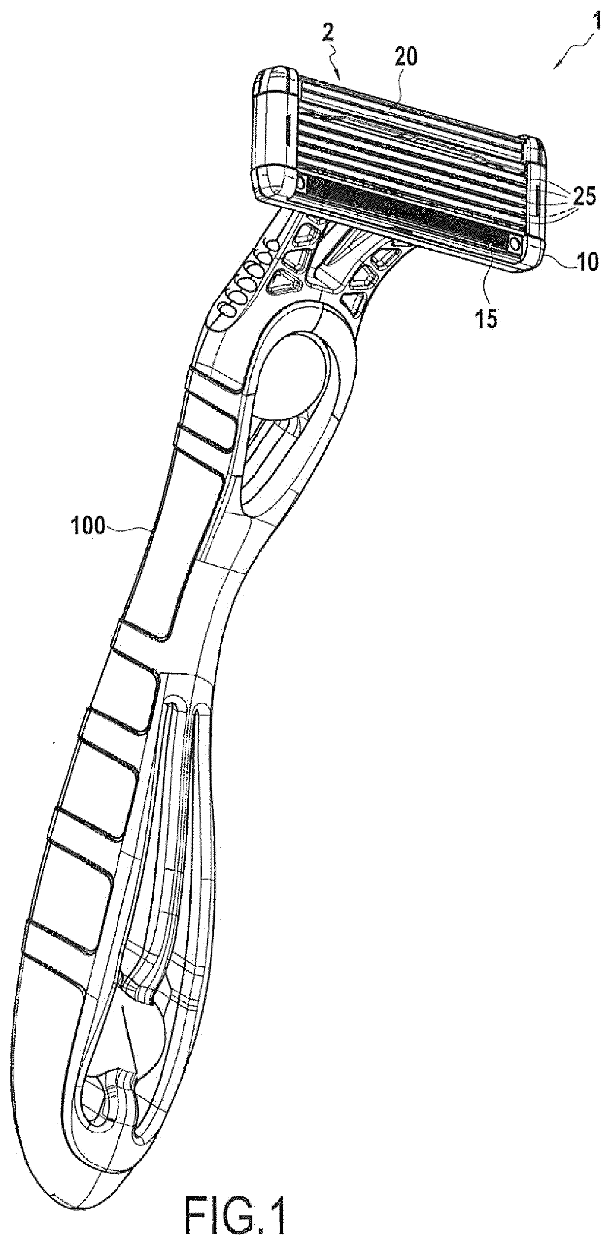 Multi-blade shaving razor