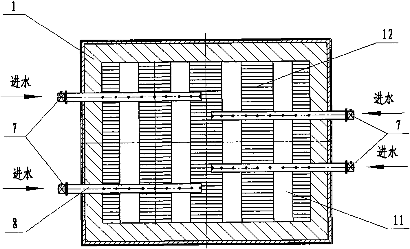 Oil shale dry-process coking method and water spraying structure of gas retort