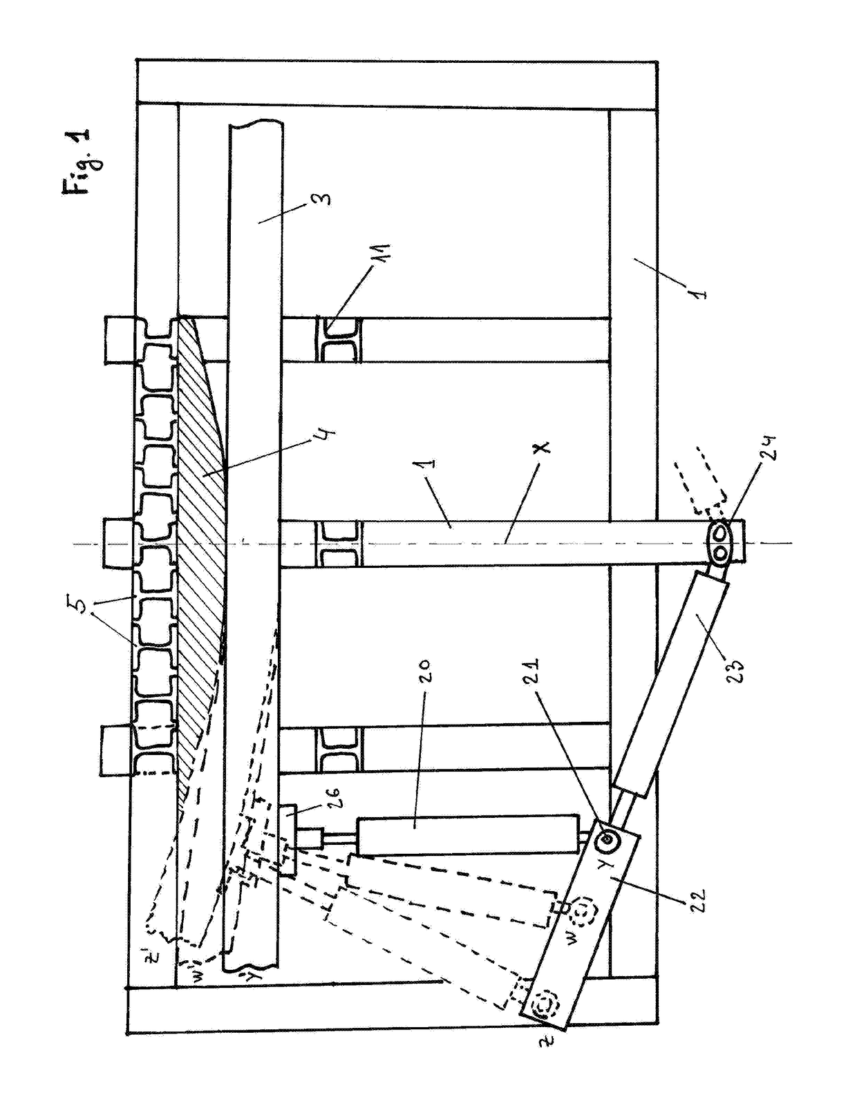 Machine and method for the semi-continuous cold-bending of sections with low ductility