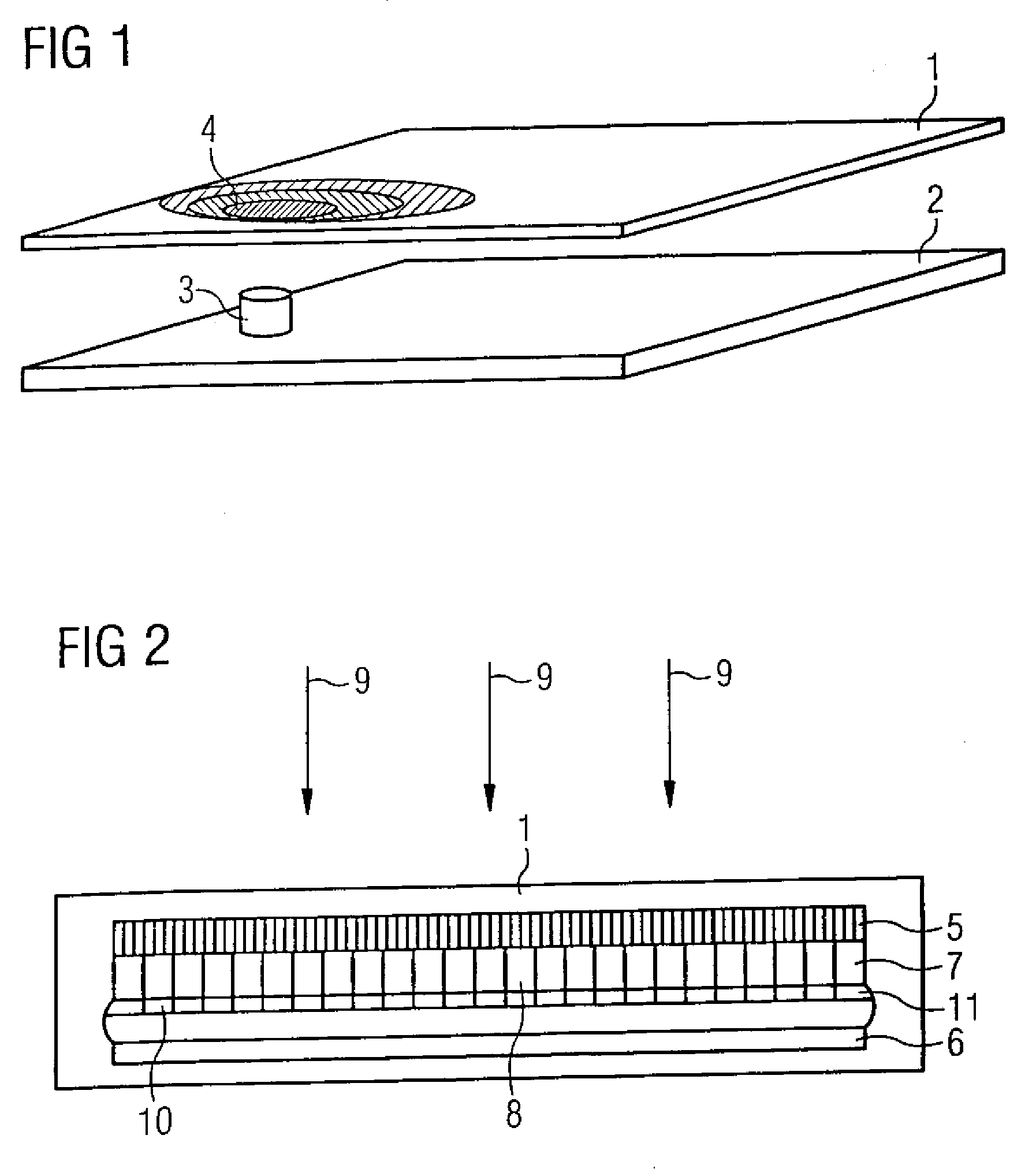 Flat panel detector with temperature sensor