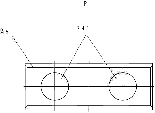 Gearbox grounding device for train