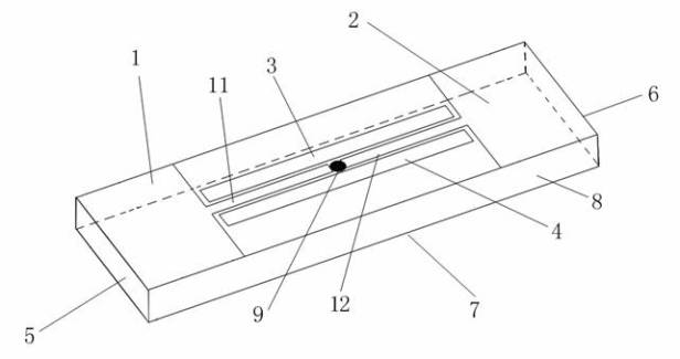 Broadband anti-metal radio-frequency identification tag and special mounting structure for metal surface thereof