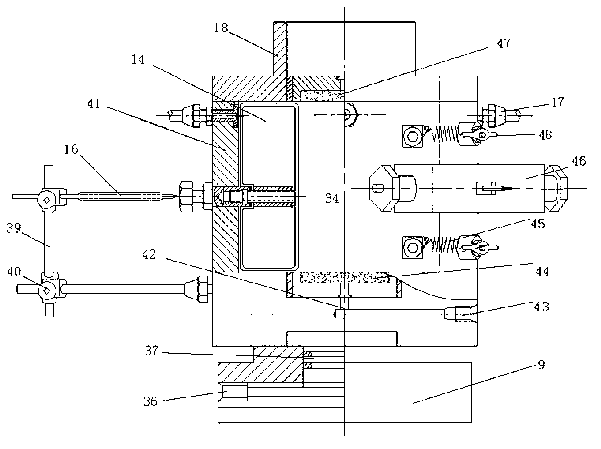 Dynamic true-triaxial apparatus for soil