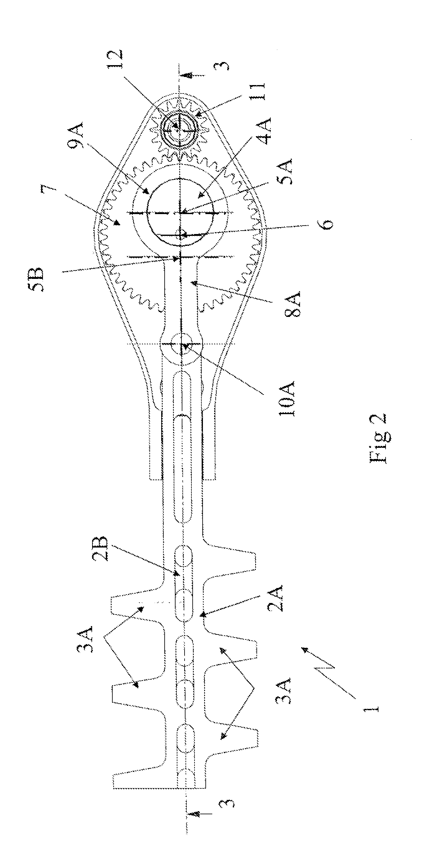 Self-unjamming motorized trimming apparatus, particularly a hedge trimmer