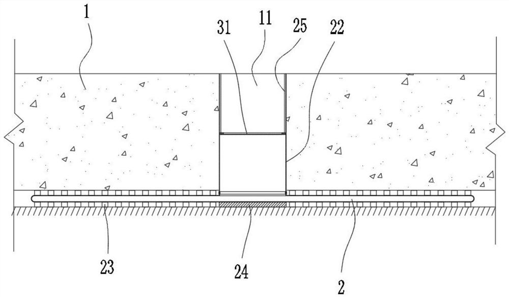 Leveling device for prefabricated concrete pavement slab and leveling method thereof