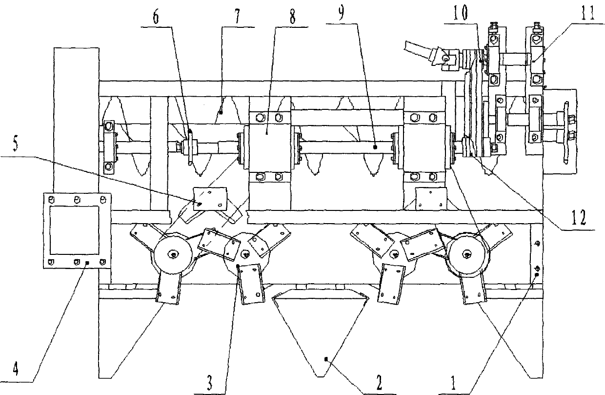 Vertical-shaft gang-tool corn straw header mechanism