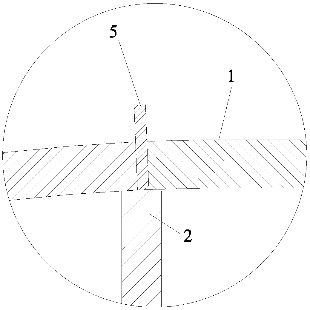 T-shaped self-support structure suitable for curved surface friction stir welding