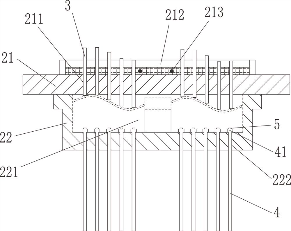 A detection device and detection method for detecting fan blades by using standard blades