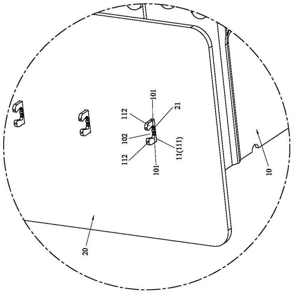 Quick positioning structure for riveting of thin cooling fins and thin cover plate