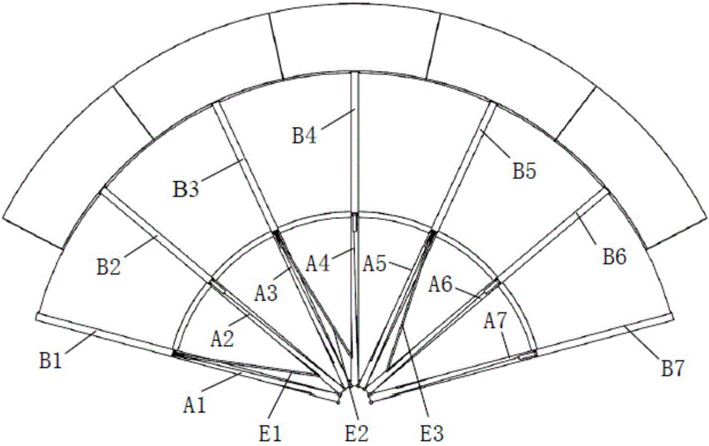 Space deployable mechanism designed on basis of posterior wing deployable mechanism of dermaptera insect earwigs