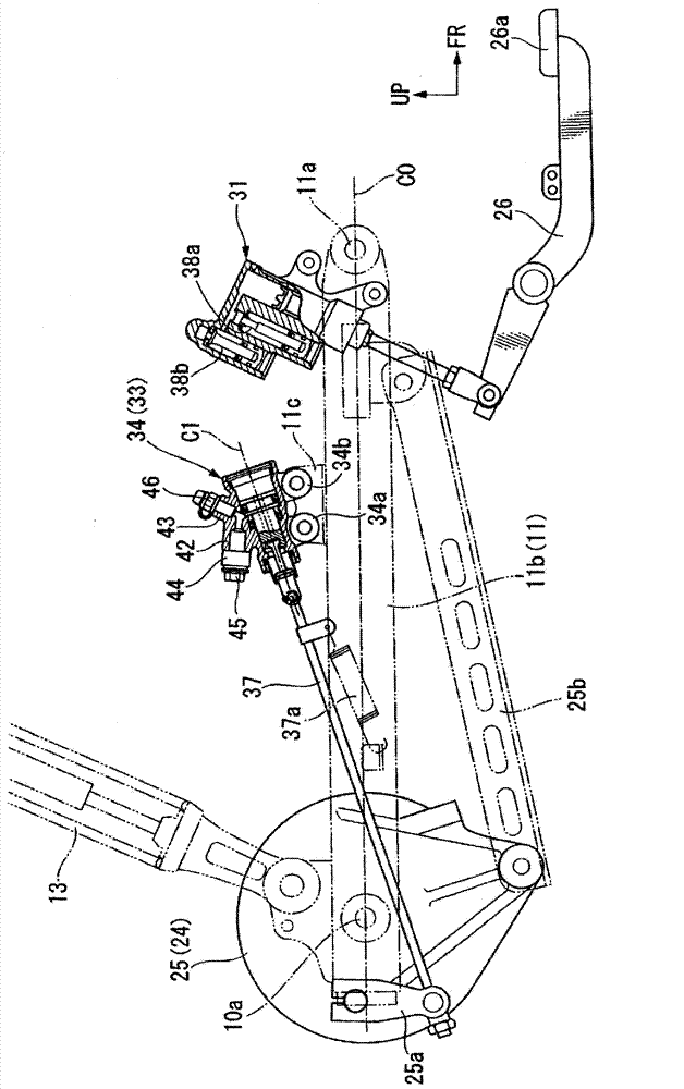 Driven hydraulic cylinder and saddle-type vehicle provided with the same