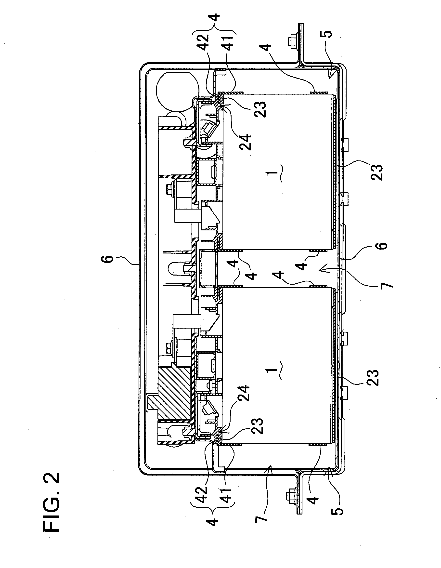 Battery array configured to prevent vibration