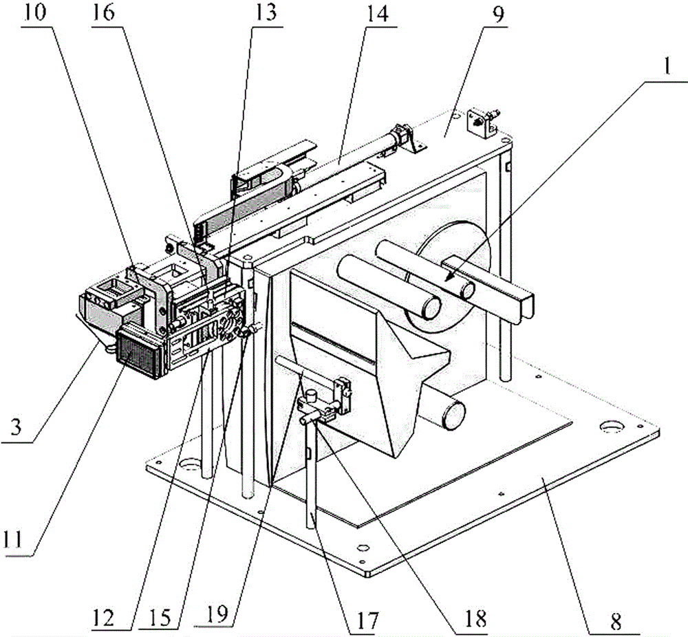 Automatic section bar printing and labeling device