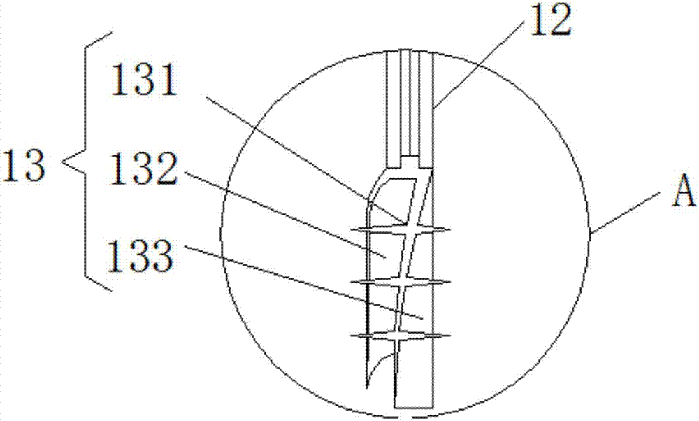 Vibration-proof noise-reducing agitator for feeds