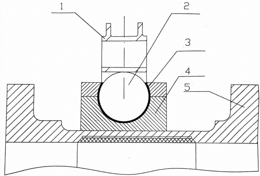 Structure for ensuring concentricity of gas compressor control mechanism through rolling contact