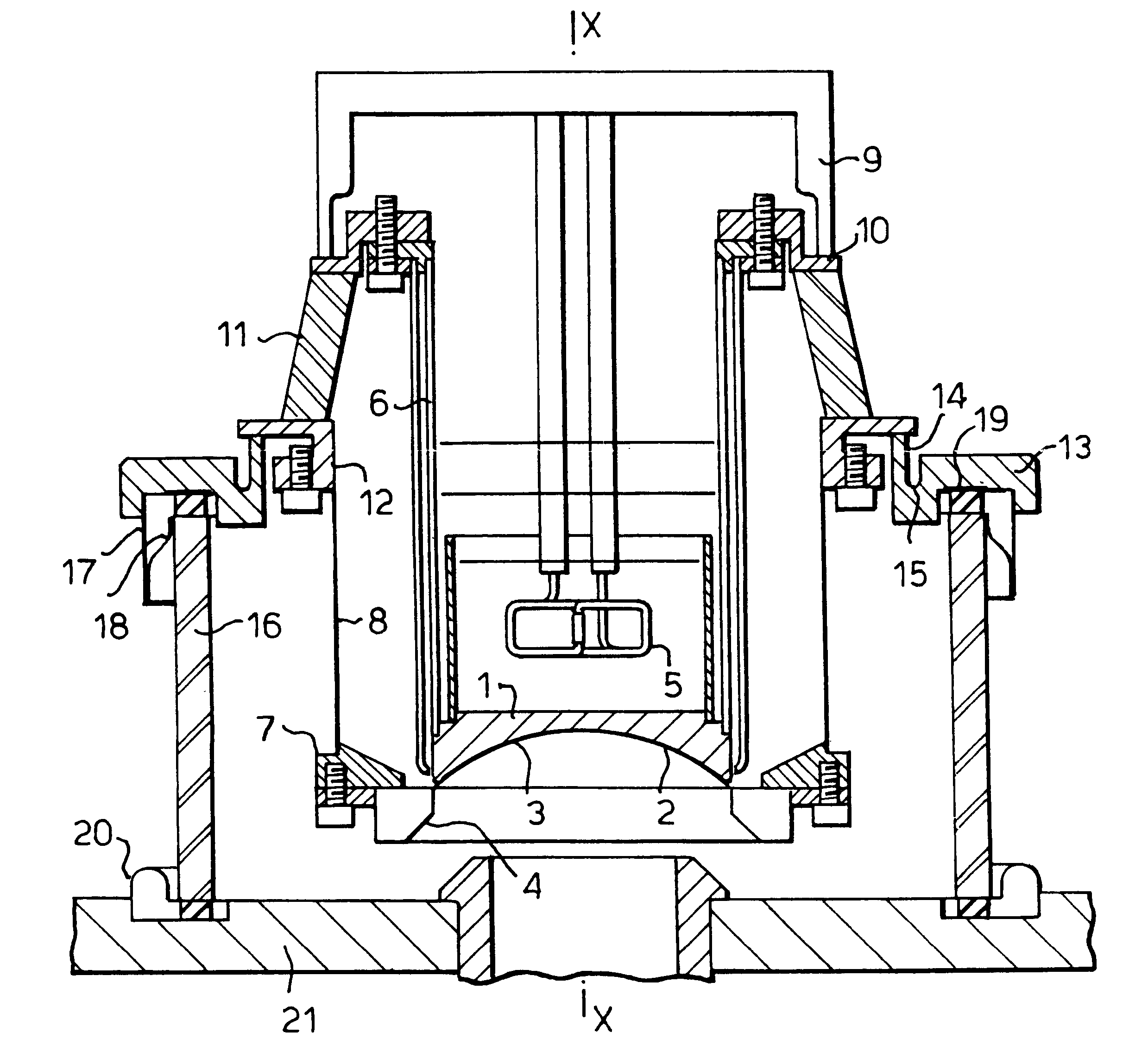 Electron gun arrangements having closely spaced cathode and electrode and a vacuum seal